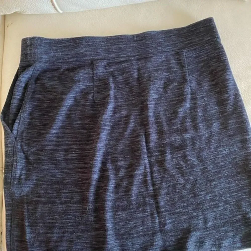 COPY - Bundle 6 for $25 plus shipping Euc Banana Republic Mini Skirt